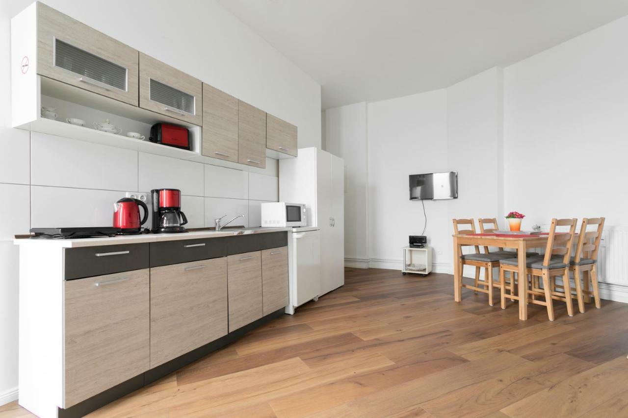 City Studio Apartment For 4, Near Sonnenallee Berlin Eksteriør billede